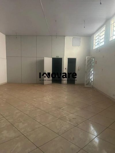 Loja-Salão, 218 m² - Foto 1
