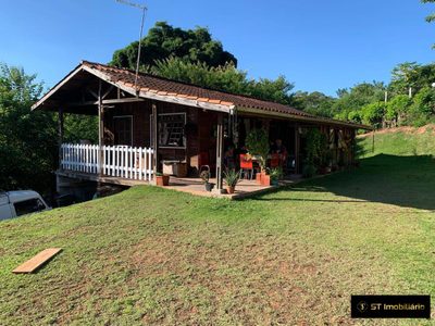 Chácara, 3 quartos, 1241 m² - Foto 1