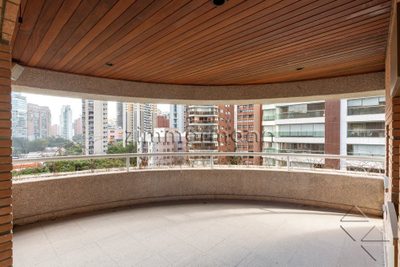 Apartamento, 3 quartos, 243 m² - Foto 2