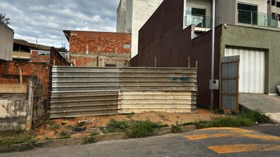 Terreno, 180 m² - Foto 2