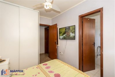 Casa, 4 quartos, 250 m² - Foto 4
