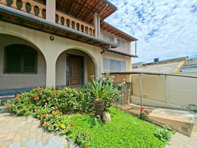 Casa, 5 quartos, 350 m² - Foto 2