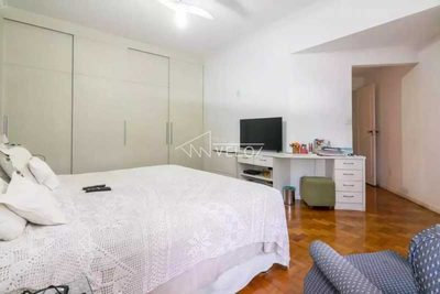 Apartamento, 3 quartos, 230 m² - Foto 3