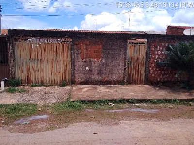 Casa, 2 quartos, 250 m² - Foto 1