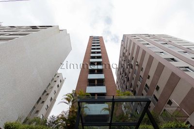 Loteamento e Condomínio - Foto 1