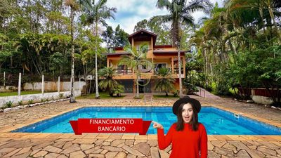 Chácara, 3 quartos, 2800 m² - Foto 1