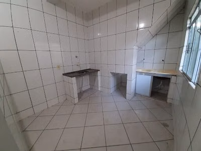 Casa, 2 quartos, 70 m² - Foto 1
