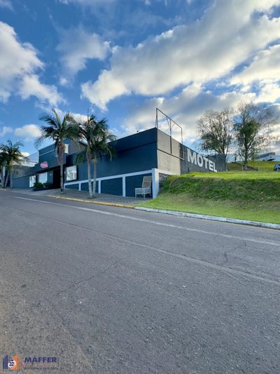 Hotel, 19 quartos, 900 m² - Foto 1