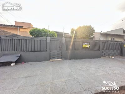 Casa, 3 quartos, 240 m² - Foto 2