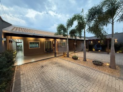 Casa, 3 quartos, 290 m² - Foto 2