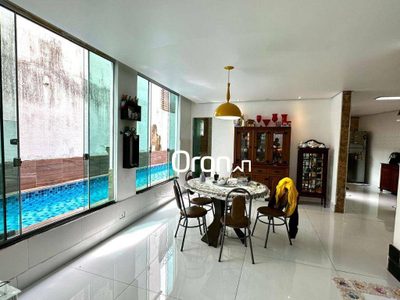Sobrado, 3 quartos, 200 m² - Foto 1