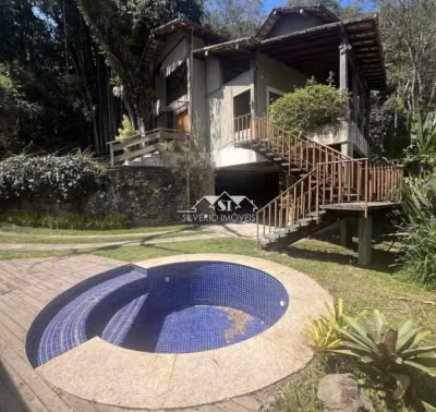 Casa, 4 quartos, 250 m² - Foto 1