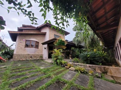 Casa, 5 quartos, 213 m² - Foto 1