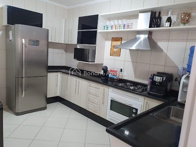 Casa, 3 quartos, 176 m² - Foto 1