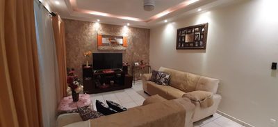 Casa, 3 quartos, 200 m² - Foto 2