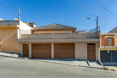 Casa, 2 quartos, 250 m² - Foto 1