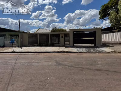 Casa, 2 quartos, 675 m² - Foto 1