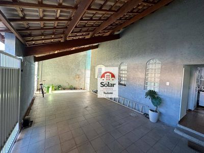 Casa, 3 quartos, 221 m² - Foto 2