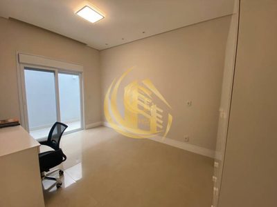 Casa, 3 quartos, 215 m² - Foto 1