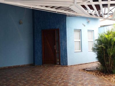 Casa, 3 quartos, 147 m² - Foto 2