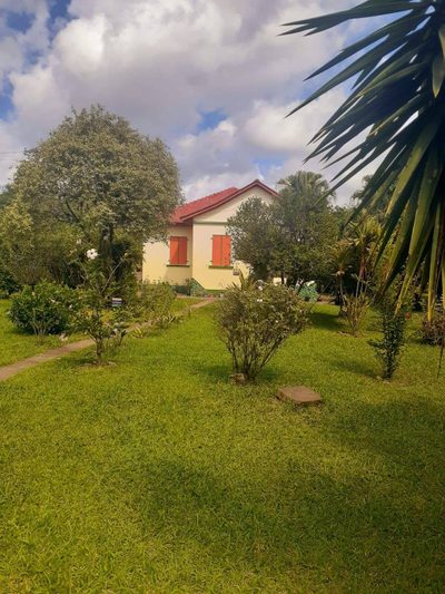 Chácara, 2 quartos, 167 m² - Foto 1