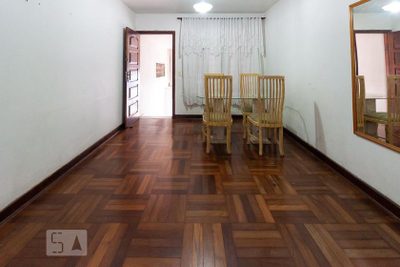 Casa, 4 quartos, 133 m² - Foto 1