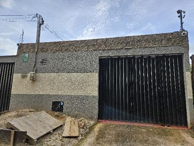 Casa, 2 quartos, 180 m² - Foto 1