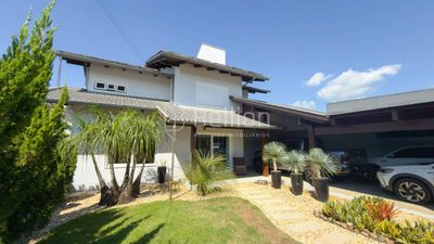 Casa, 4 quartos, 365 m² - Foto 1