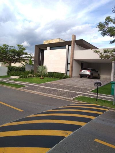 Casa, 4 quartos, 269 m² - Foto 1