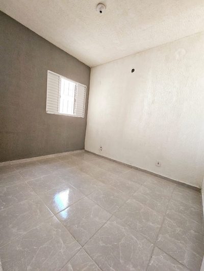 Casa, 3 quartos, 70 m² - Foto 2