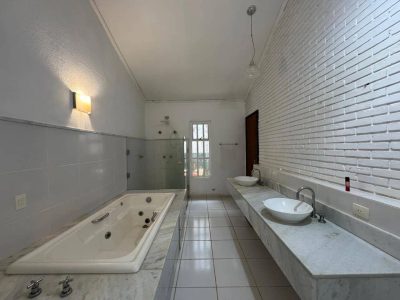 Sobrado, 3 quartos, 447 m² - Foto 2