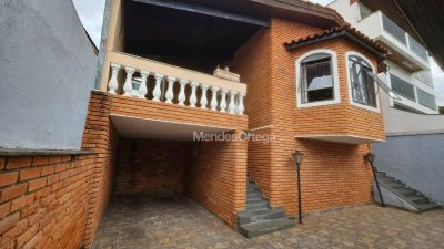 Casa, 4 quartos, 200 m² - Foto 1