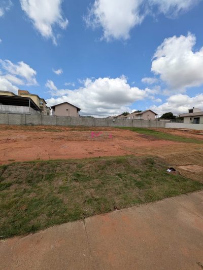 Terreno, 300 m² - Foto 2