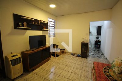 Casa, 2 quartos, 200 m² - Foto 2