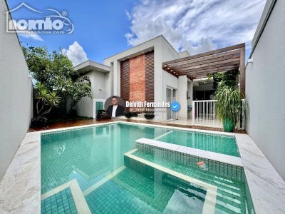 Casa, 1 quarto, 248 m² - Foto 1