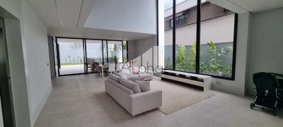 Sobrado, 4 quartos, 588 m² - Foto 1