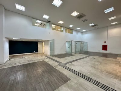 Loja-Salão, 420 m² - Foto 1