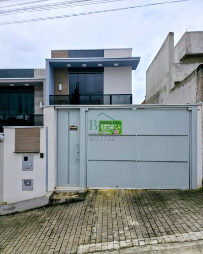 Casa, 3 quartos, 175 m² - Foto 1