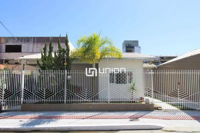 Casa, 2 quartos, 160 m² - Foto 1