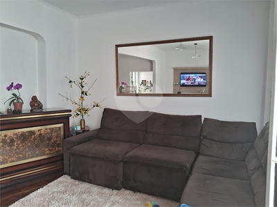 Casa, 3 quartos, 231 m² - Foto 2