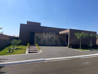 Casa, 4 quartos, 232 m² - Foto 2