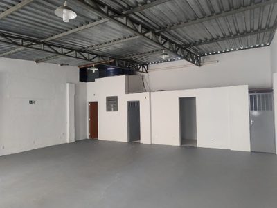 Depósito-Galpão, 70 m² - Foto 1