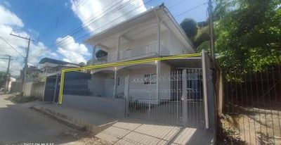 Casa, 2 quartos, 200 m² - Foto 1