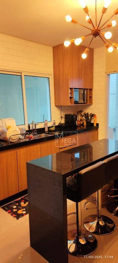 Casa, 3 quartos, 137 m² - Foto 2