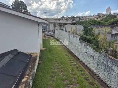 Casa, 4 quartos, 200 m² - Foto 1