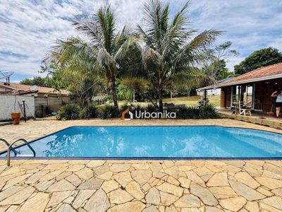 Chácara, 2 quartos, 1560 m² - Foto 1