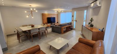 Sobrado, 4 quartos, 400 m² - Foto 1