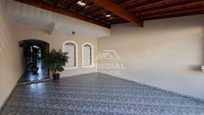 Casa, 4 quartos, 176 m² - Foto 1