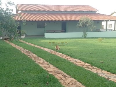 Chácara, 3 quartos, 4 m² - Foto 1