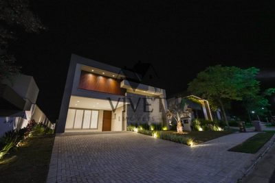 Casa de Condomínio, 4 quartos - Foto 1